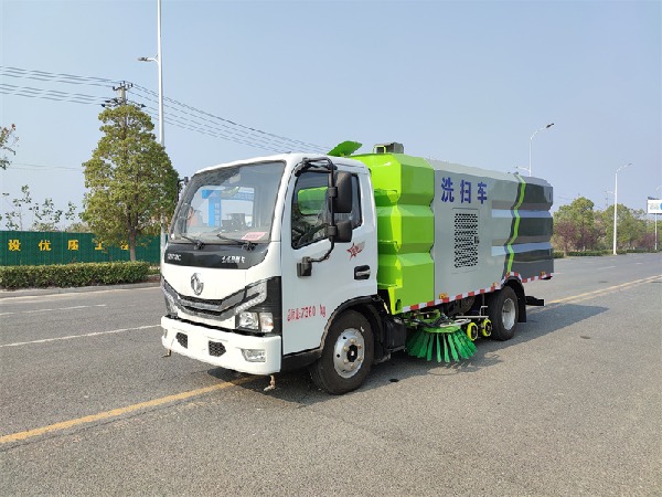 東風(fēng)小多利卡洗掃車/2方水3.5方塵